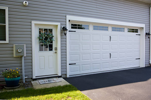 24/7 Emergency Garage Door Panel Replacement experts in Ord, NE